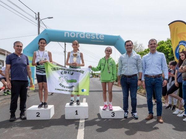1.ª CORRIDA DE ESTAFETA NORDESTE 2024 – PONTA A PONTA – FREGUESIA A FREGUESIA COM A PARTICIPAÇÃO DE CERCA DE 120 ATLETAS E 13 EQUIPAS TEVE COMO VENCEDORA EQUIPA DO CDOL (CLUBE DESPORTIVO OPERÁRIO DE LAGOA)