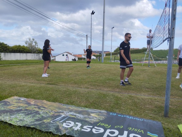 CENTRO DESPORTIVO E RECREATIVO DO CONCELHO DO NORDESTE PROMOVE TORNEIO VOLEIBOL 4X4 S. JOÃO – LOMBA DA FAZENDA COM A PARTICIPAÇÃO DE 4 EQUIPAS